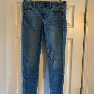American Eagle Skinny Jeans Medium Wash